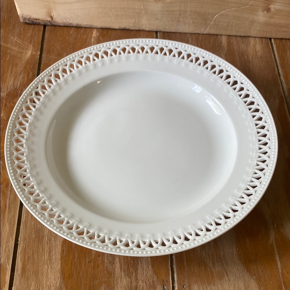 Antique Elegant White Ceramic Dinner Plate